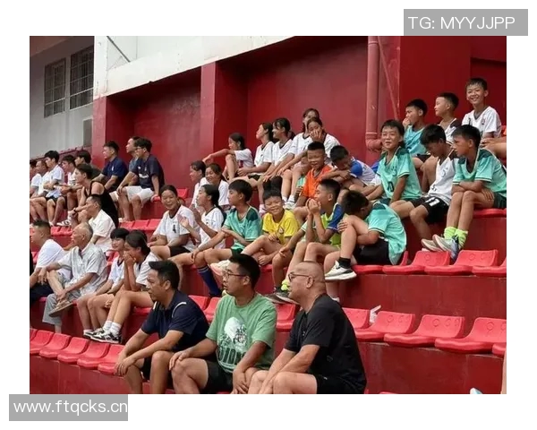 铜仁足球明星有哪些知名球员及其精彩瞬间图片分享 铜仁足球明星有哪些知名球员及其精彩瞬间图片分享